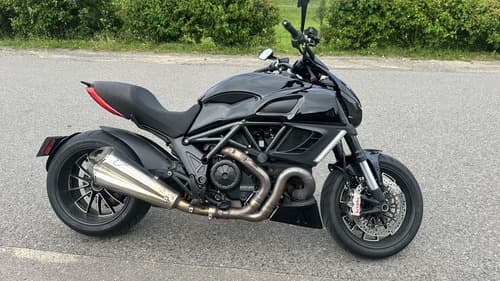 мотоцикл Ducati - Diavel